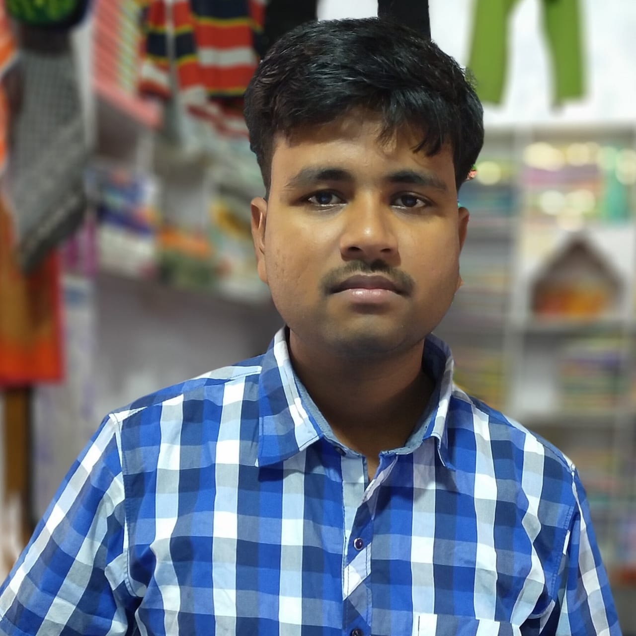 पीयूष  श्रीवास्तव 